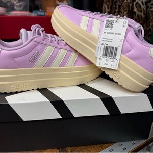 New Adidas VL Court Bold “bliss Lilac” women’s 7 or euro 38 2/3